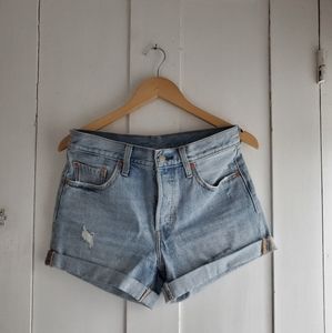 Levis 501 Long Shorts size 27